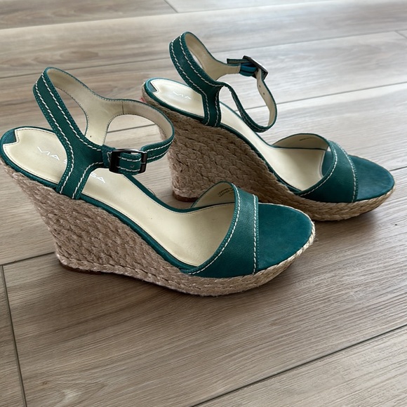 EUC Via Spiga Brand Ankle Clasp Chunky Wedge Heel Sandals Size 11 Women’s Used - Picture 3 of 13